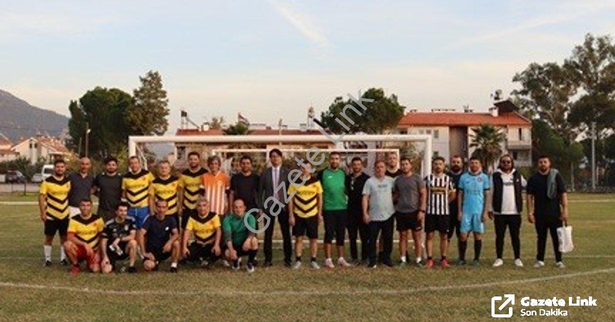 "Köyceğiz'de Öğretmenler Günü Turnuvası Nefes Kesti: İşte Şampiyon" başlıklı haber için fotorealisti