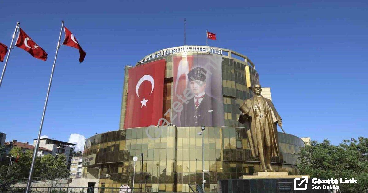 "Aydın'da Su İndirimi Krizi: ASKİ'den Şok Engelleme İddiası" başlıklı haber için fotorealistik, prof