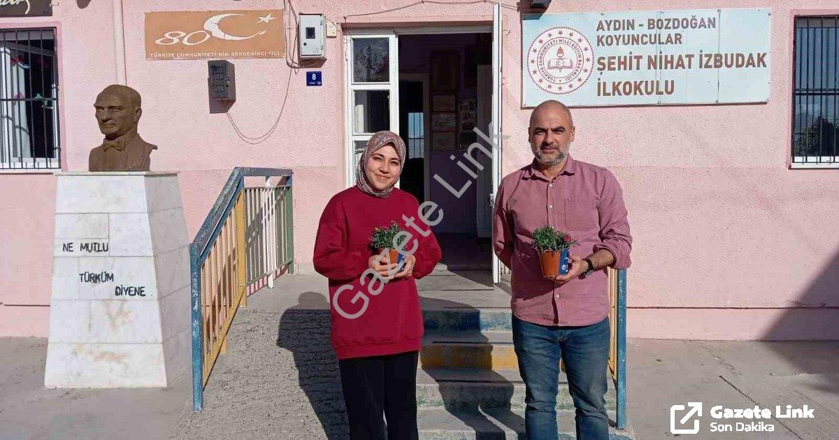 "Bozdoğan Belediyesi'nden Öğretmenlere Anlamlı Jest" başlıklı haber için fotorealistik, profesyonel