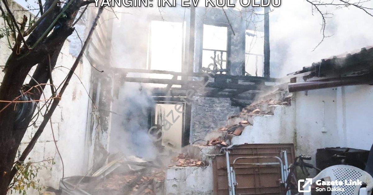 "Menteşe Yeşilyurt Mahallesi'nde Korkutan Yangın: İki Ev Kül Oldu" başlıklı haber için fotorealistik