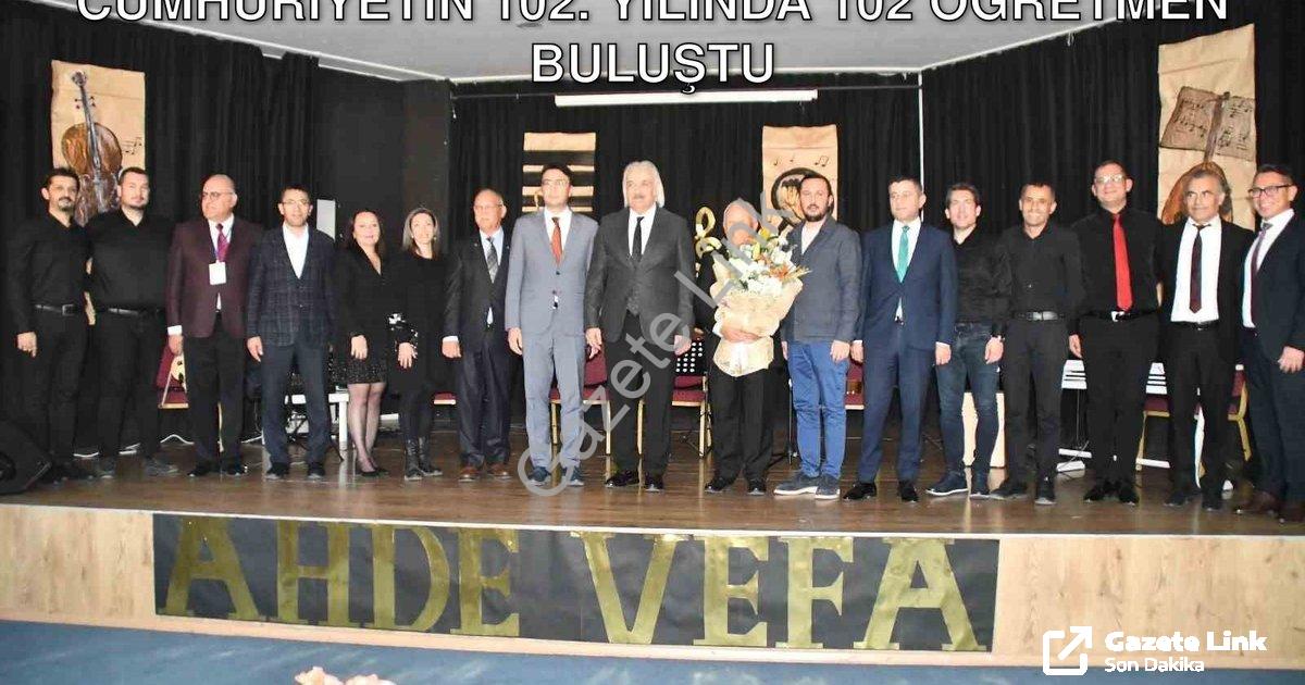 "Söke’de Eğitim Çınarlarına Duygusal Vefa: Cumhuriyetin 102. Yılında 102 Öğretmen Buluştu" başlıklı